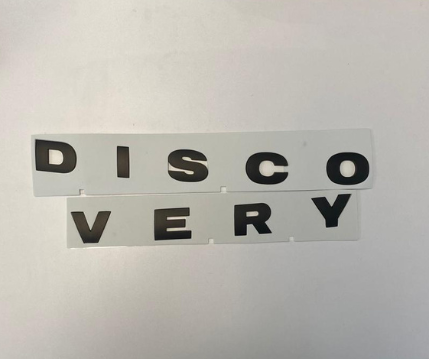 Vogue Industries Discovery Badge (Curved)