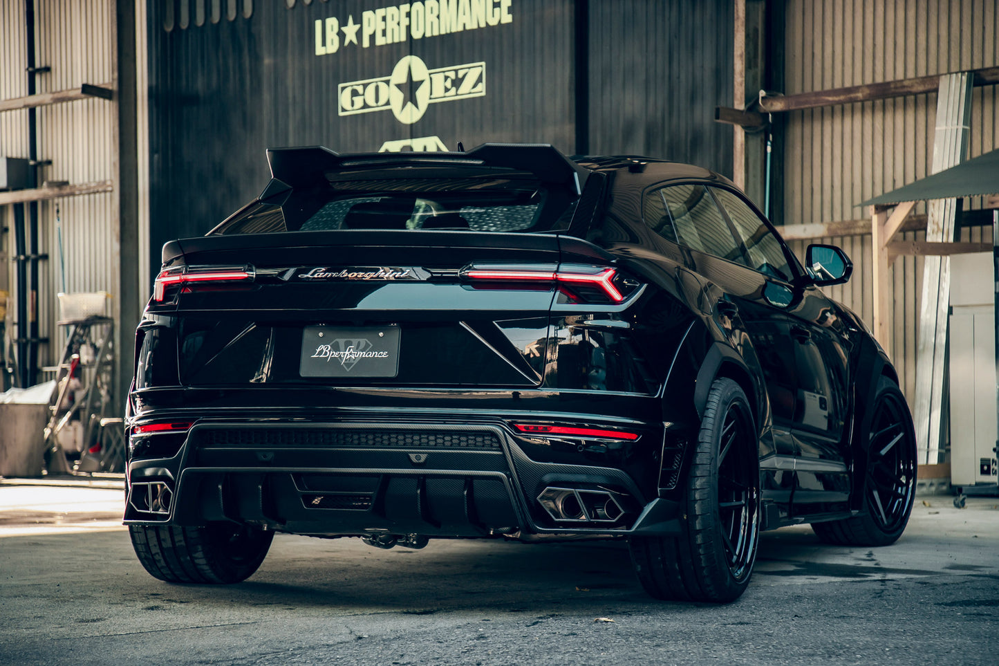 LB-WORKS Lamborghini Urus Complete Body Kit