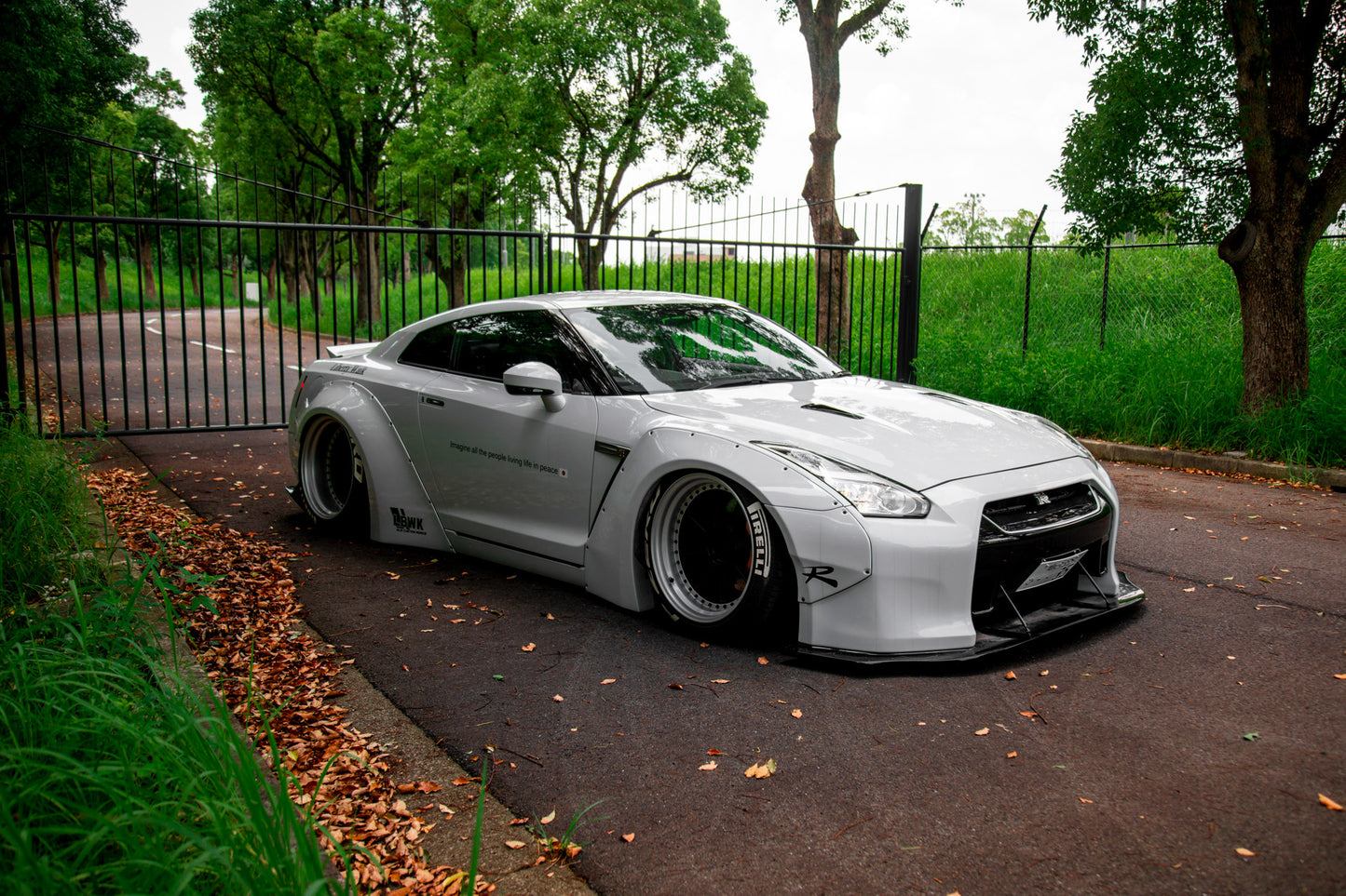 LB-WORKS Nissan GT-R R35 Type1 Complete Body Kit ver 2