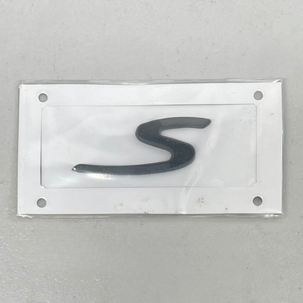 Vogue Industries Porsche S Badge