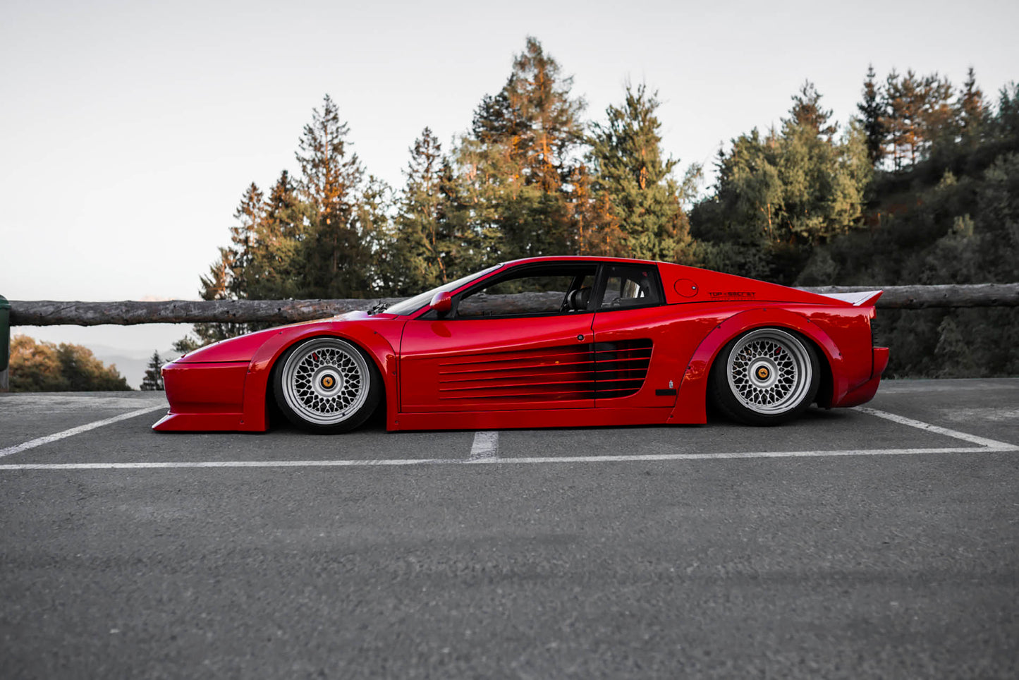 LB-WORKS Ferrari 512TR / Testarossa Complete Body Kit