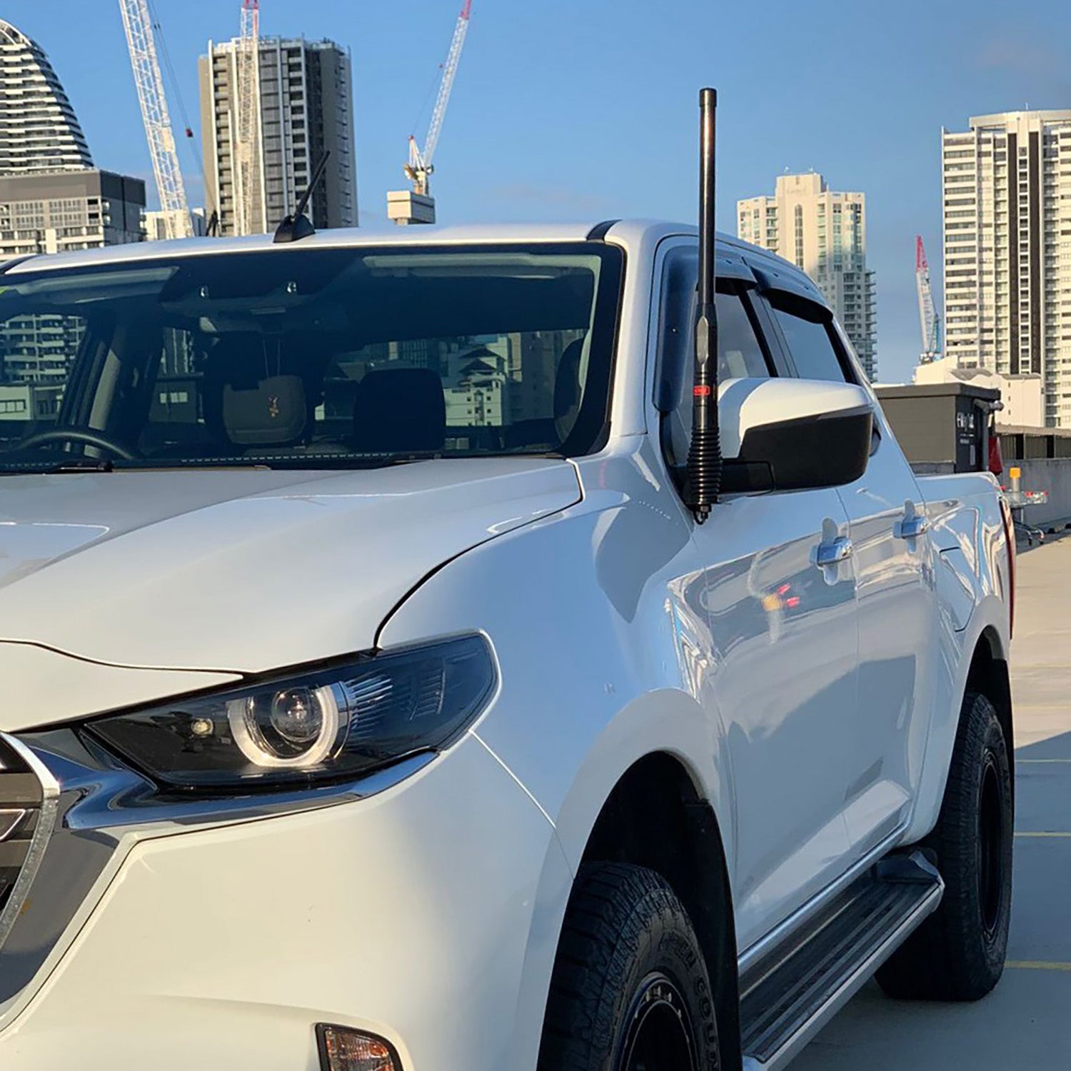 Vogue Industries Isuzu DMAX / Mazda BT50 20+ / Isuzu MU-X 21+ UHF Aerial Bracket